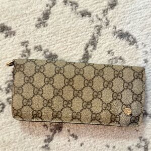 Authentic Gucci Blue Beige long wallet